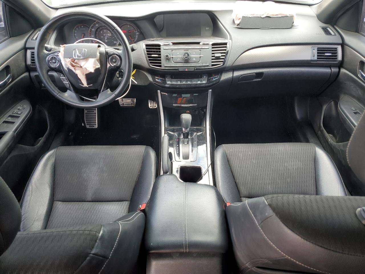 2017 Honda Accord - Image 8