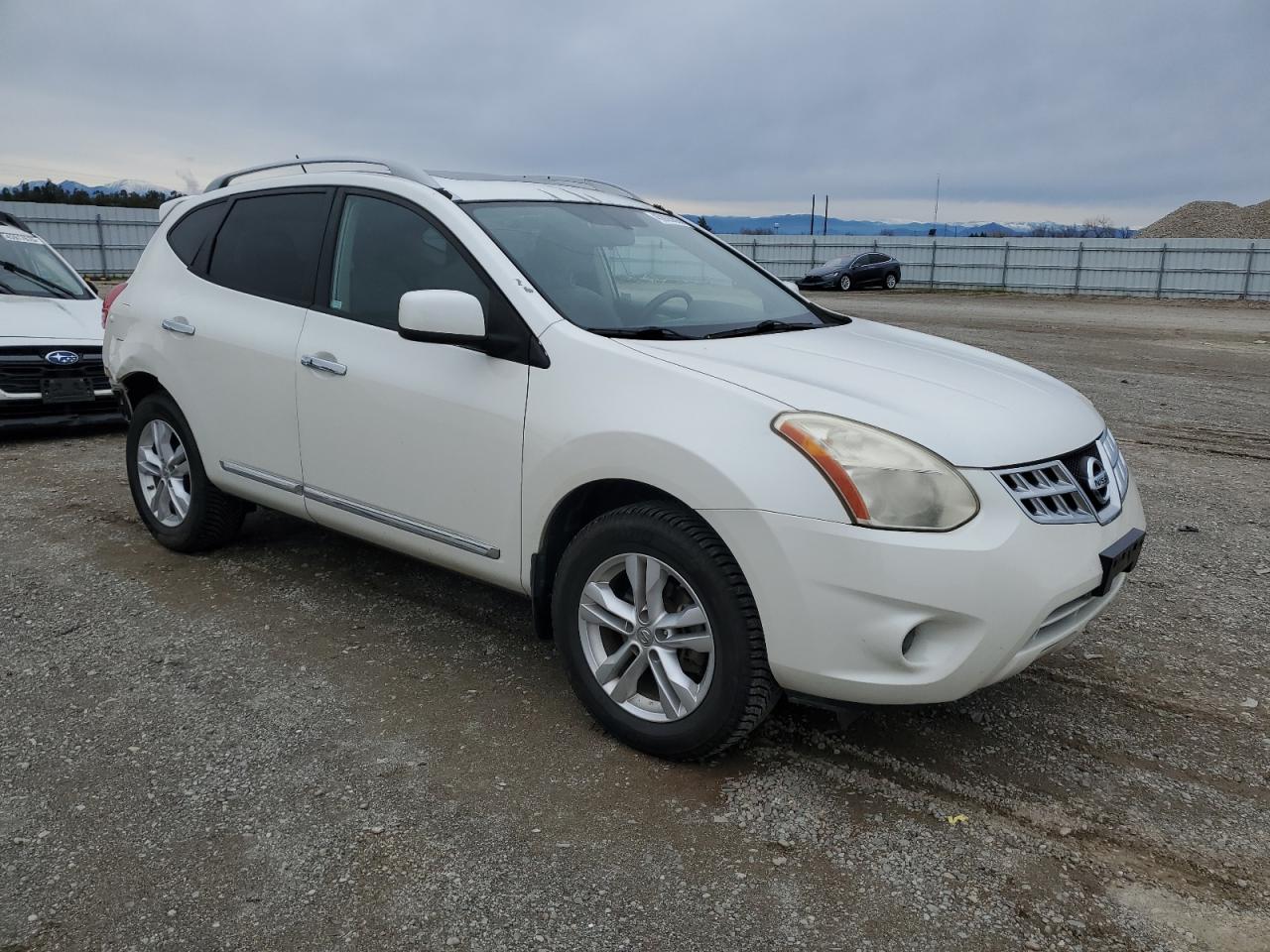 2012 Nissan Rogue - Image 4