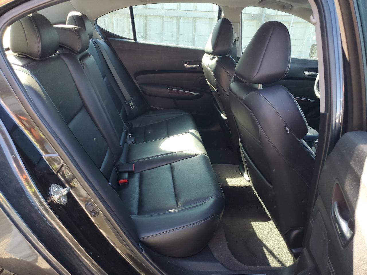 2015 Acura TLX - Image 10