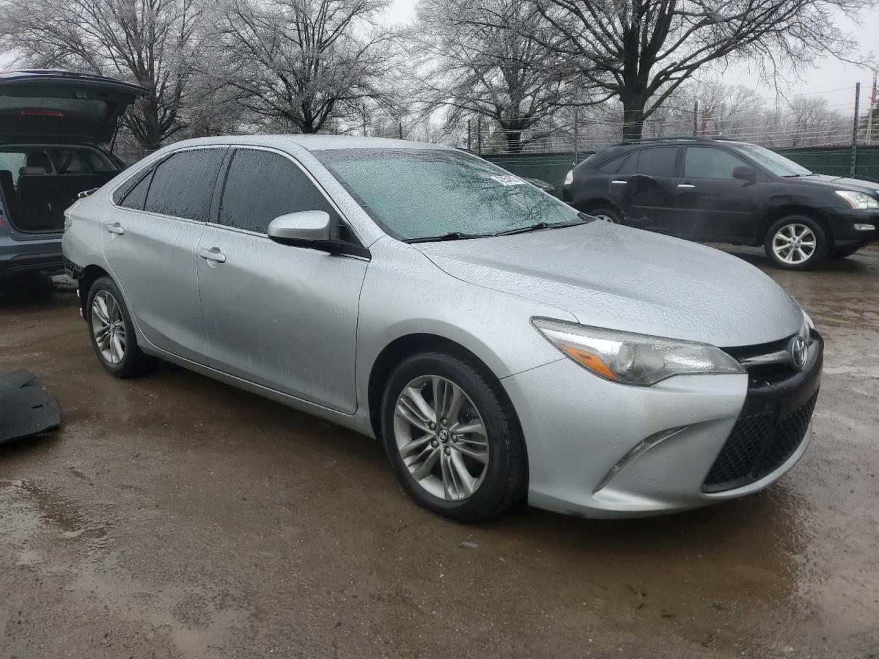 2016 Toyota Camry - Image 4