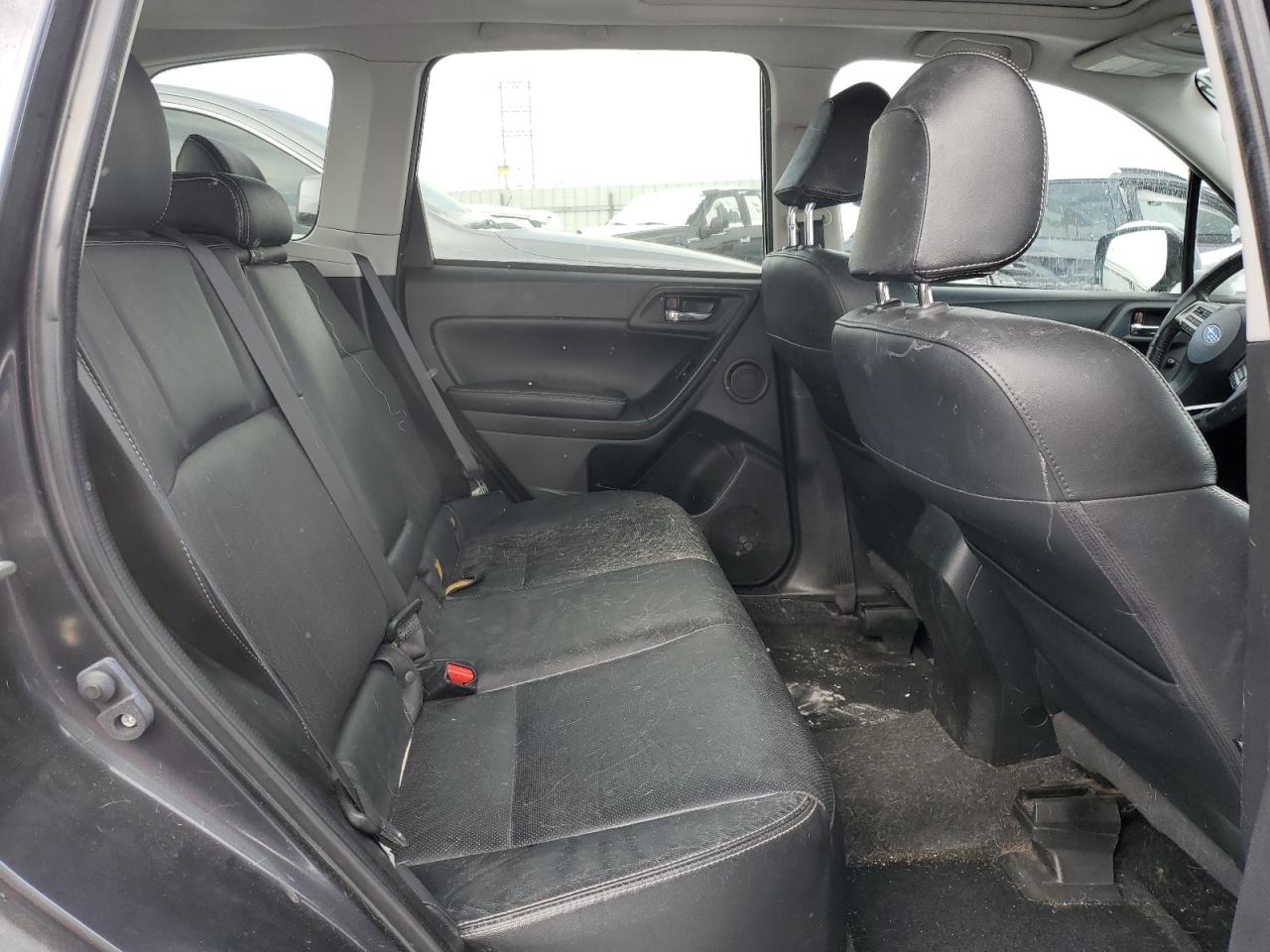 2014 Subaru Forester - Image 11
