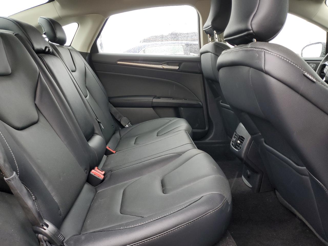 2019 Ford Fusion - Image 10