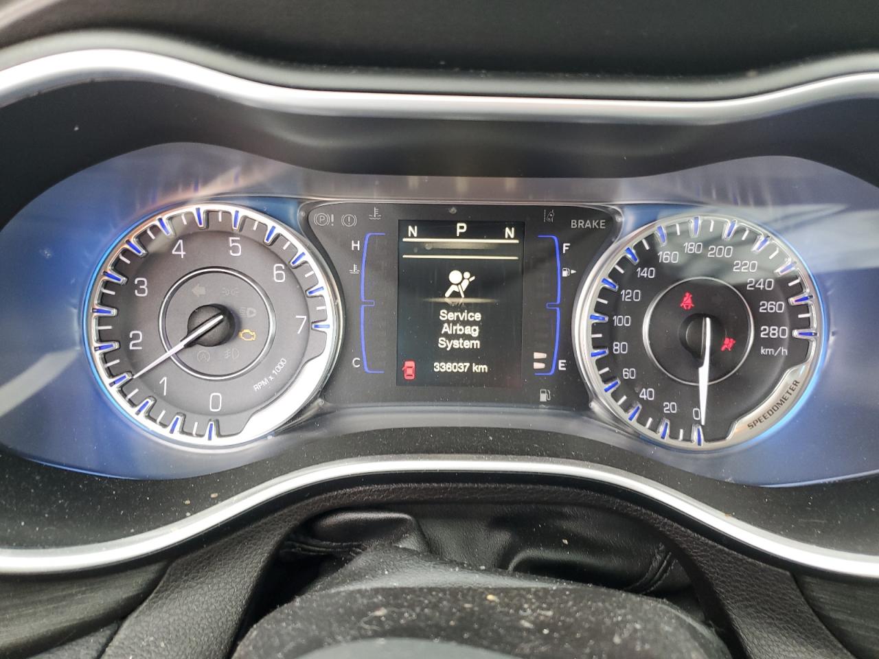 2015 Chrysler 200 Limited VIN: 1C3CCCAG6FN506420 Lot: 44600225