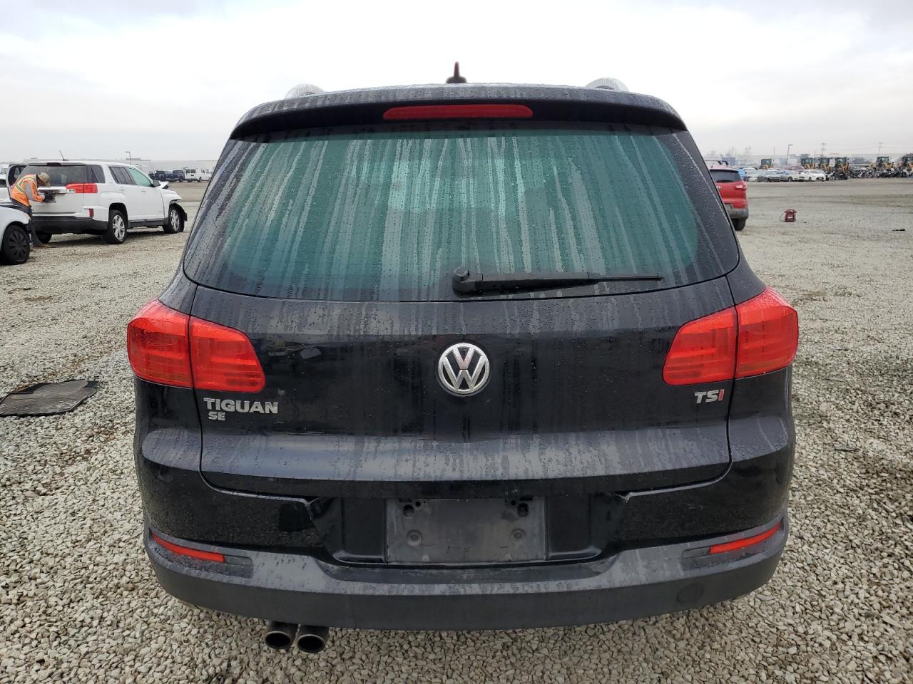 2016 Volkswagen Tiguan - Image 6