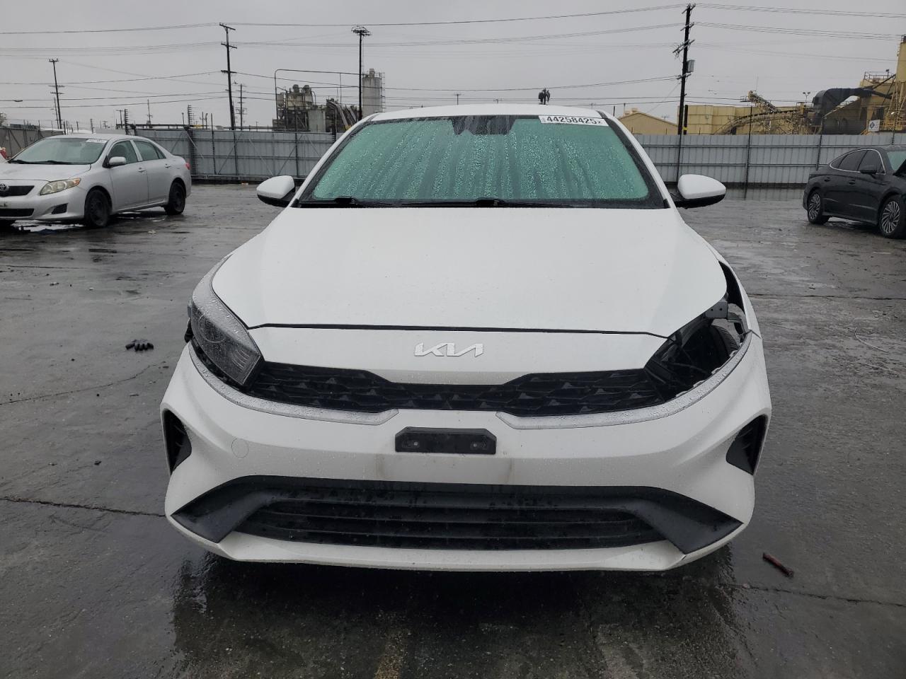 2023 Kia Forte - Image 5