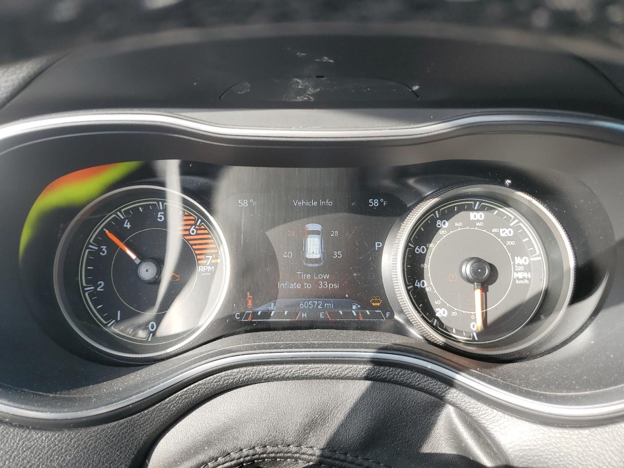 2020 Jeep Grand Cherokee - Image 9