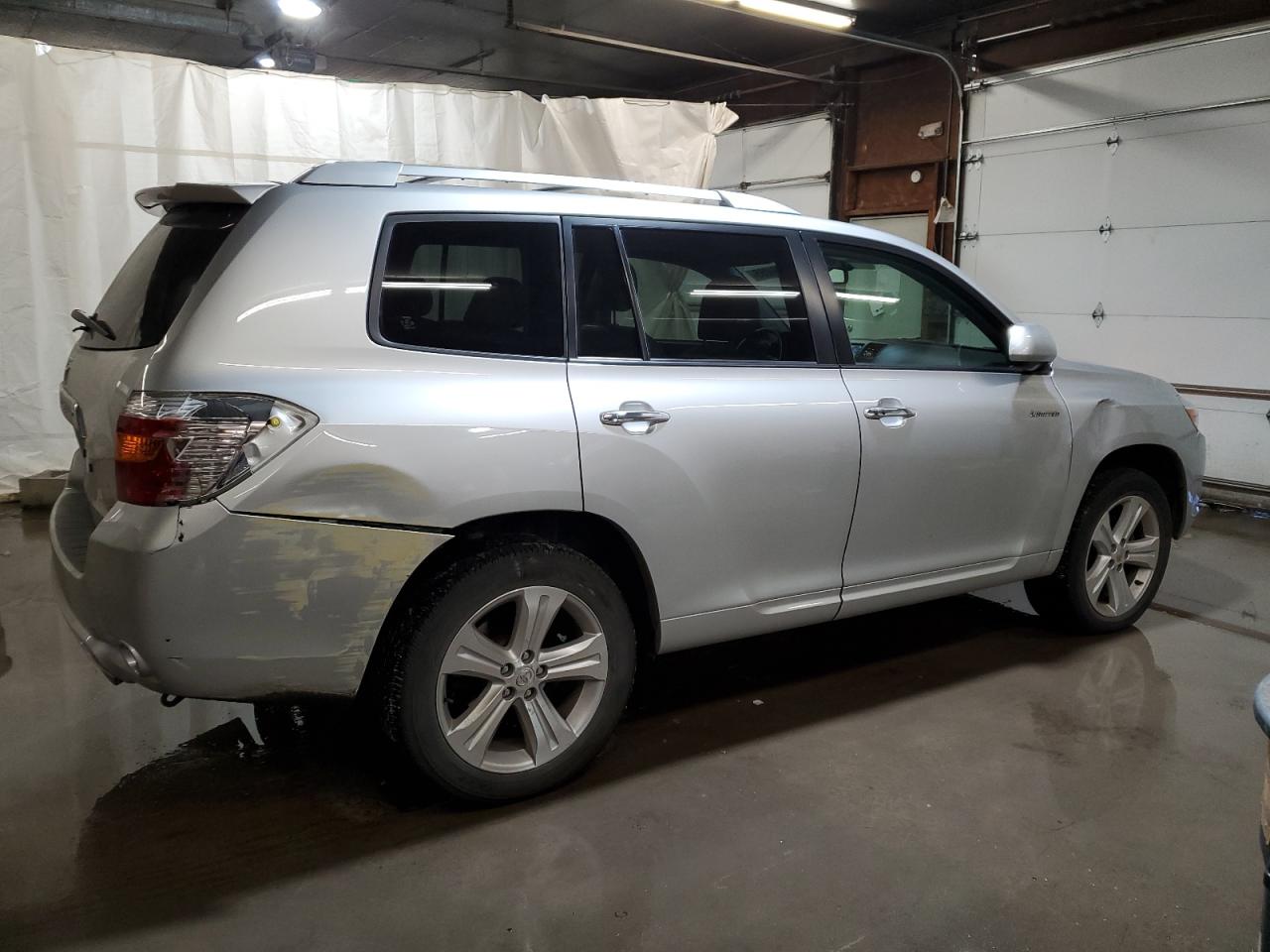 2010 Toyota Highlander - Image 3