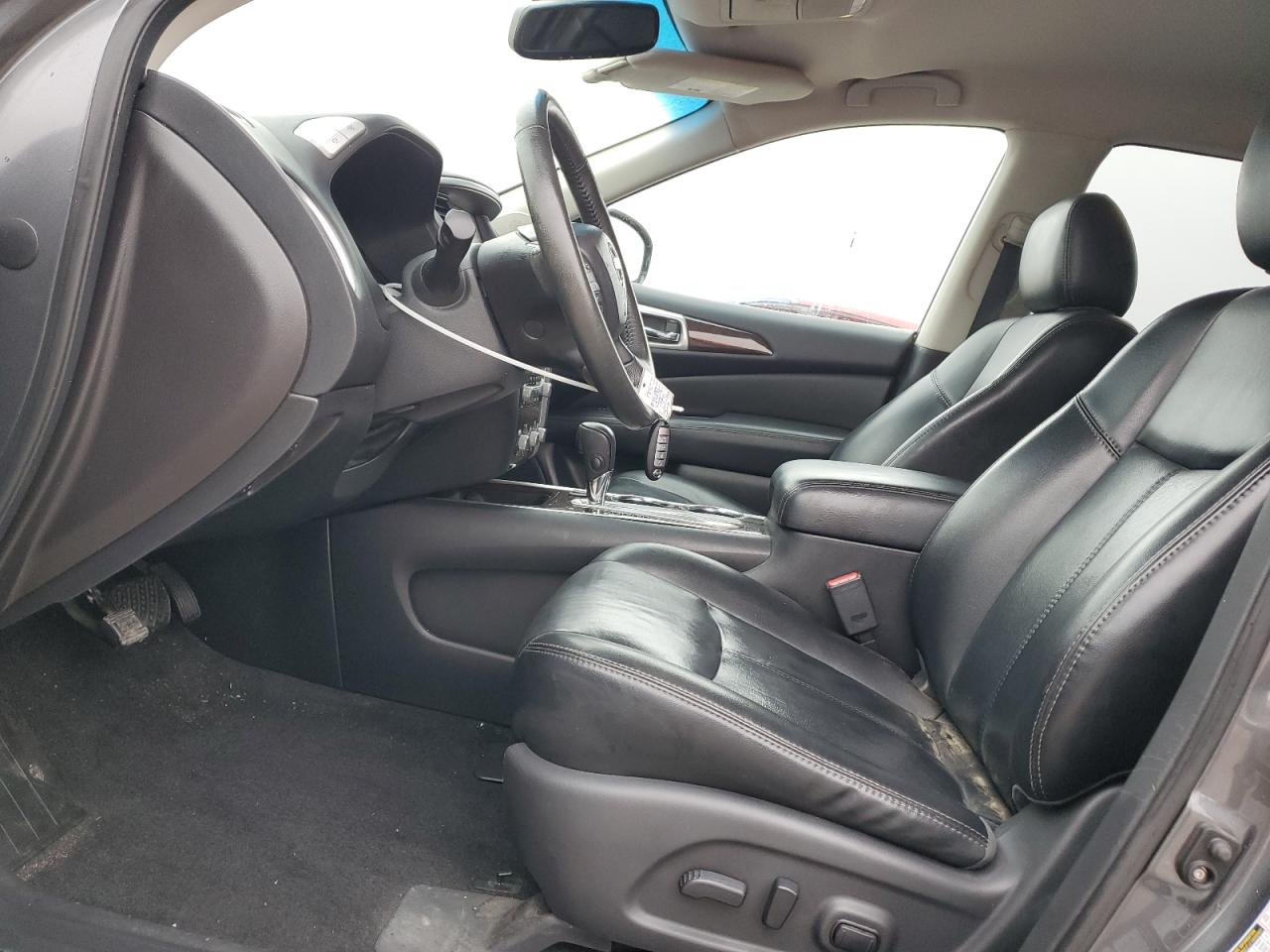 2015 Nissan Pathfinder - Image 7