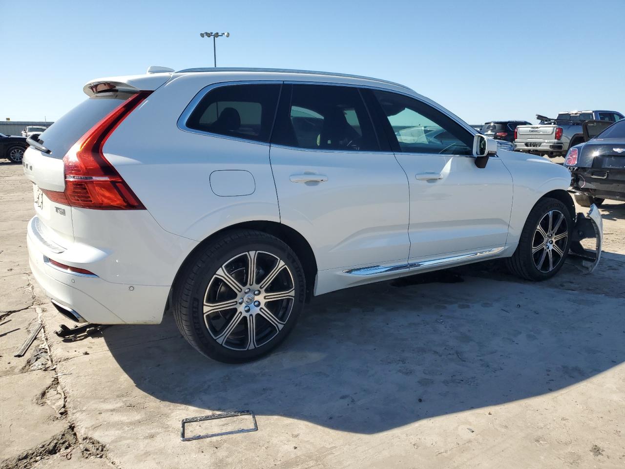 2018 Volvo XC60 - Image 3