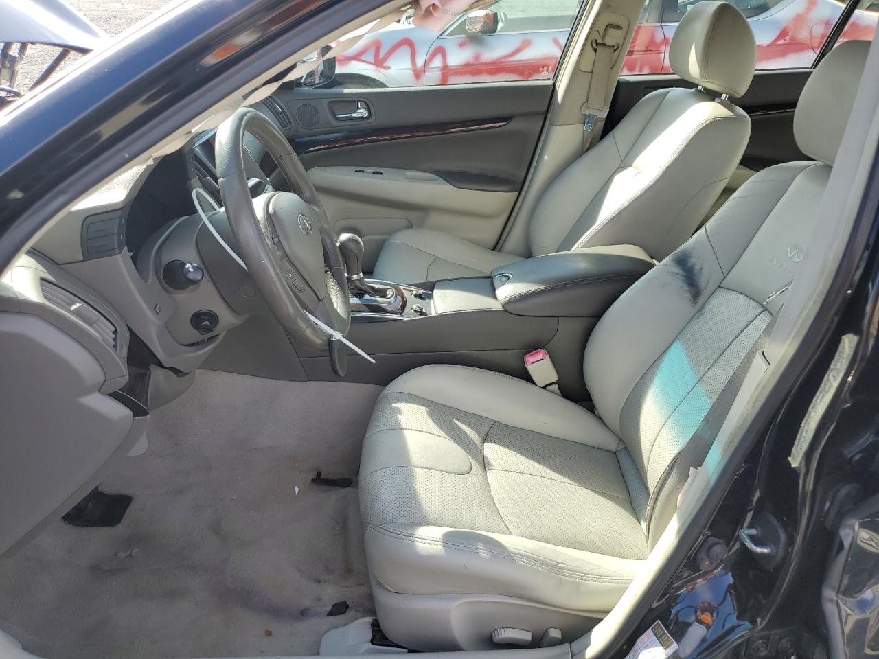 2011 Infiniti G - Image 7