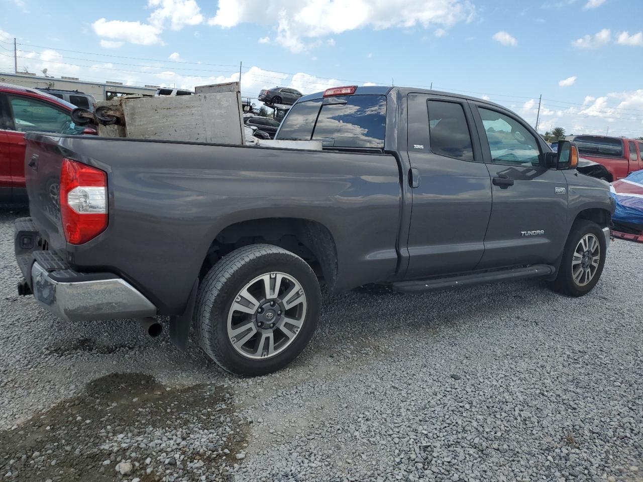 2018 Toyota Tundra - Image 3