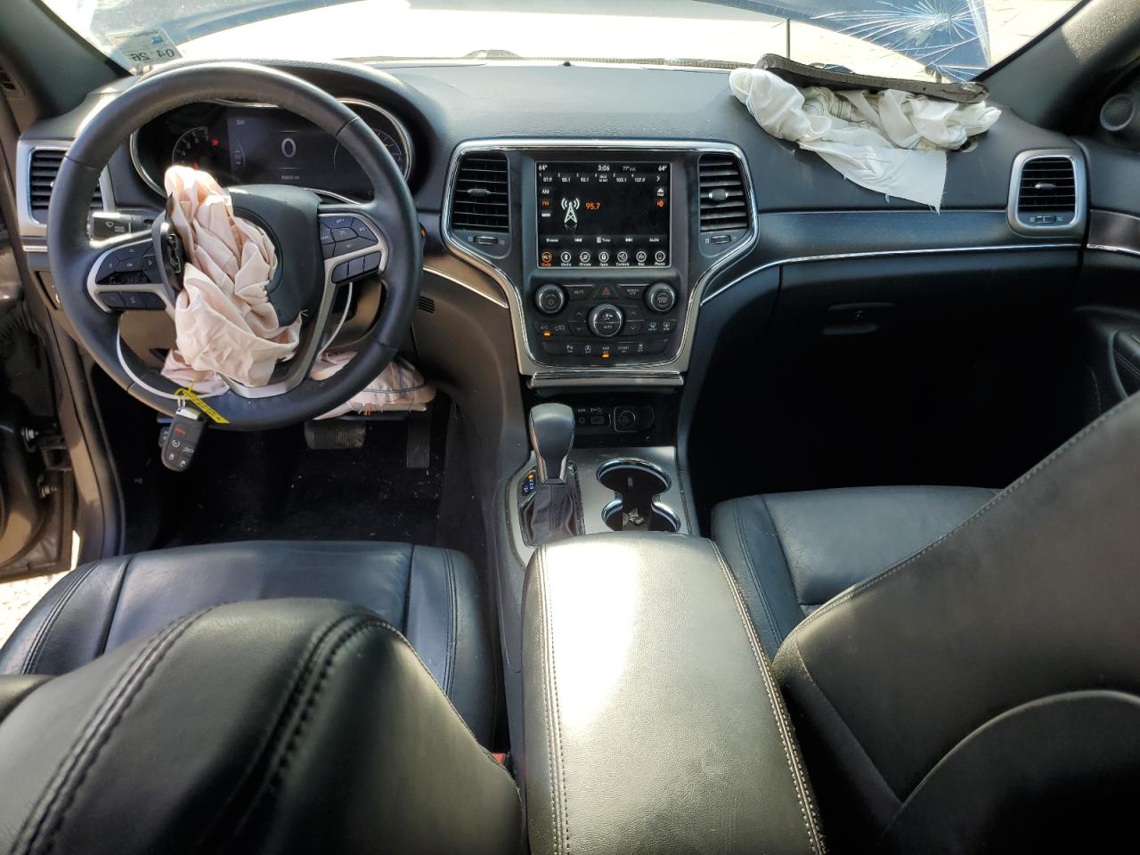 2018 Jeep Grand Cherokee - Image 8