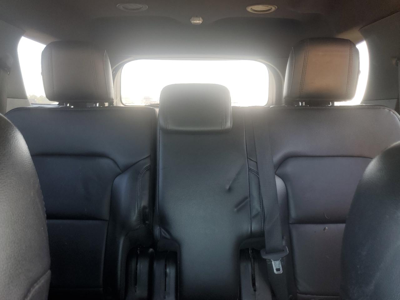 2017 Ford Explorer - Image 10