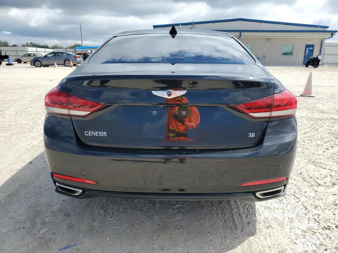 2016 Hyundai Genesis - Image 6