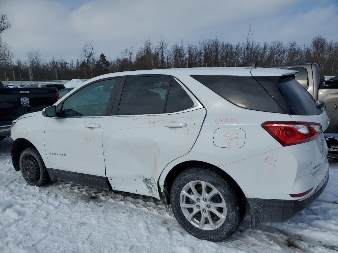 2021 Chevrolet Equinox - Image 2