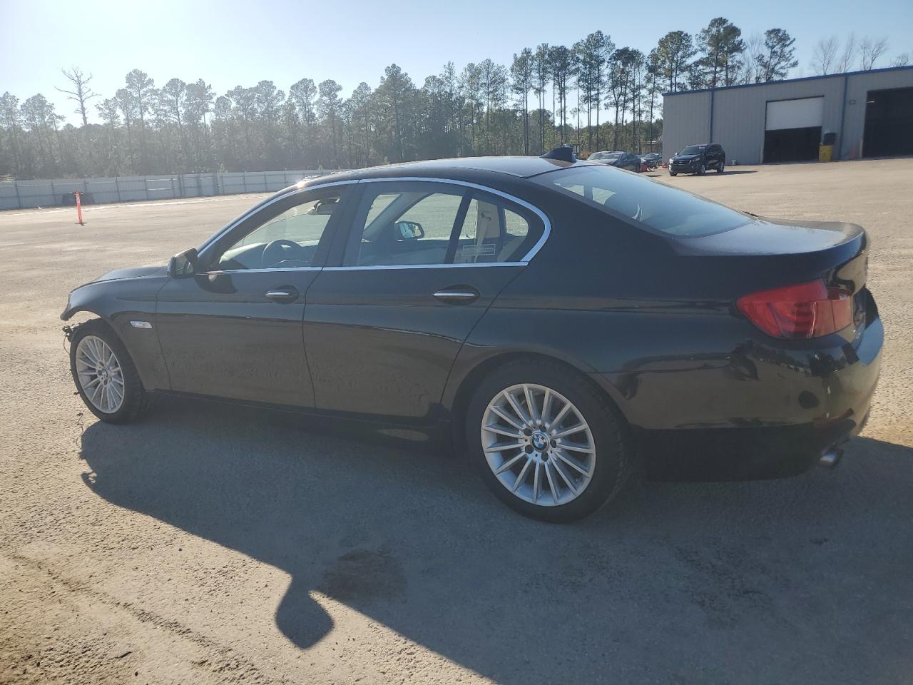 2012 BMW 5er - Image 2