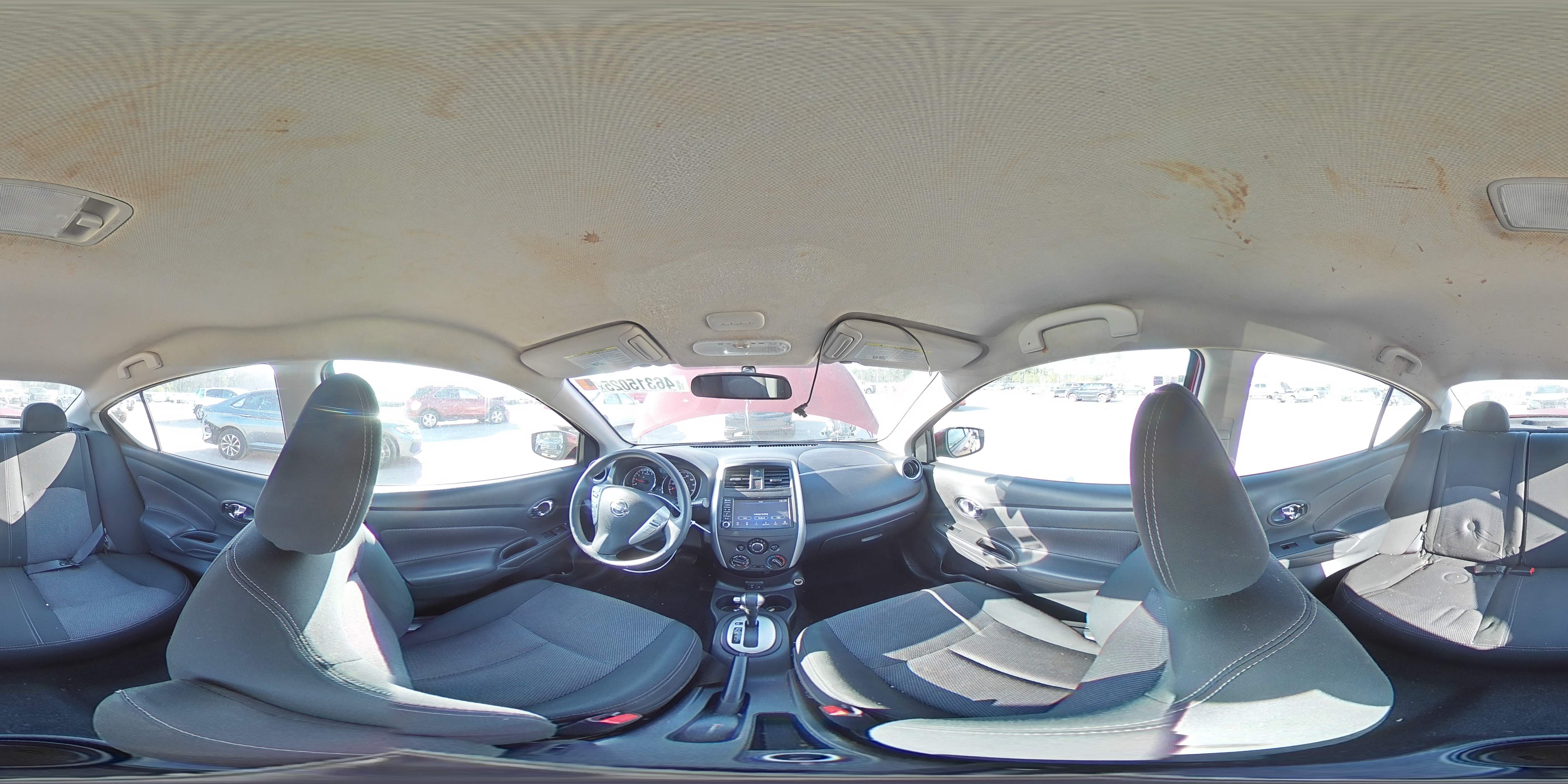 2019 Nissan Versa - Image 13