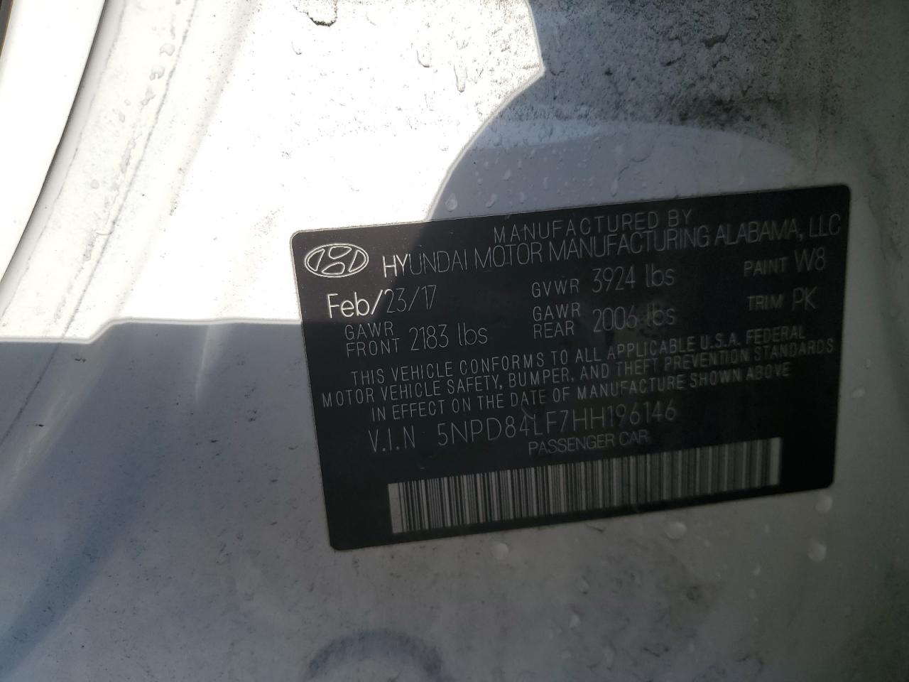 2017 Hyundai Elantra - Image 12