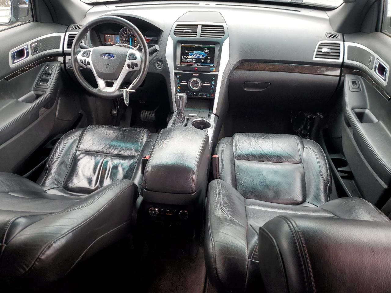 2015 Ford Explorer - Image 8