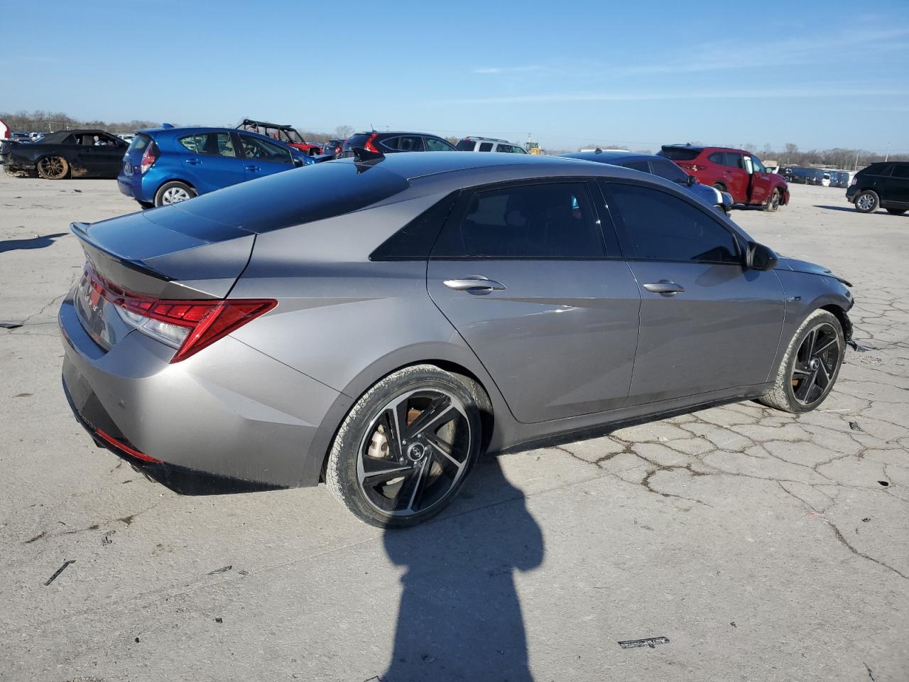 2023 Hyundai Elantra - Image 3
