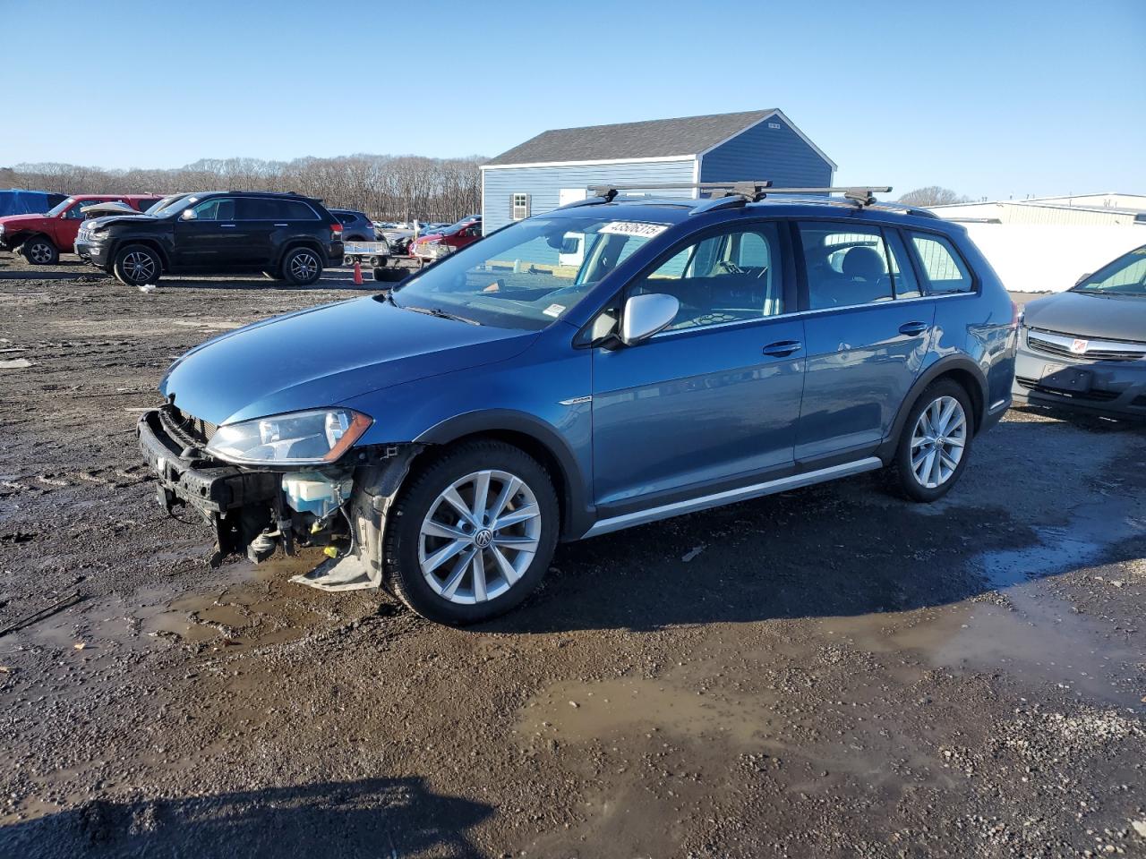 2017 Volkswagen Golf - Image 1