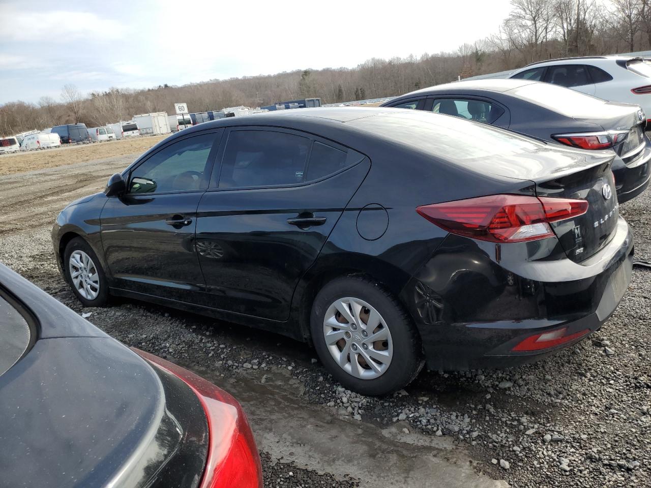 2019 Hyundai Elantra - Image 2