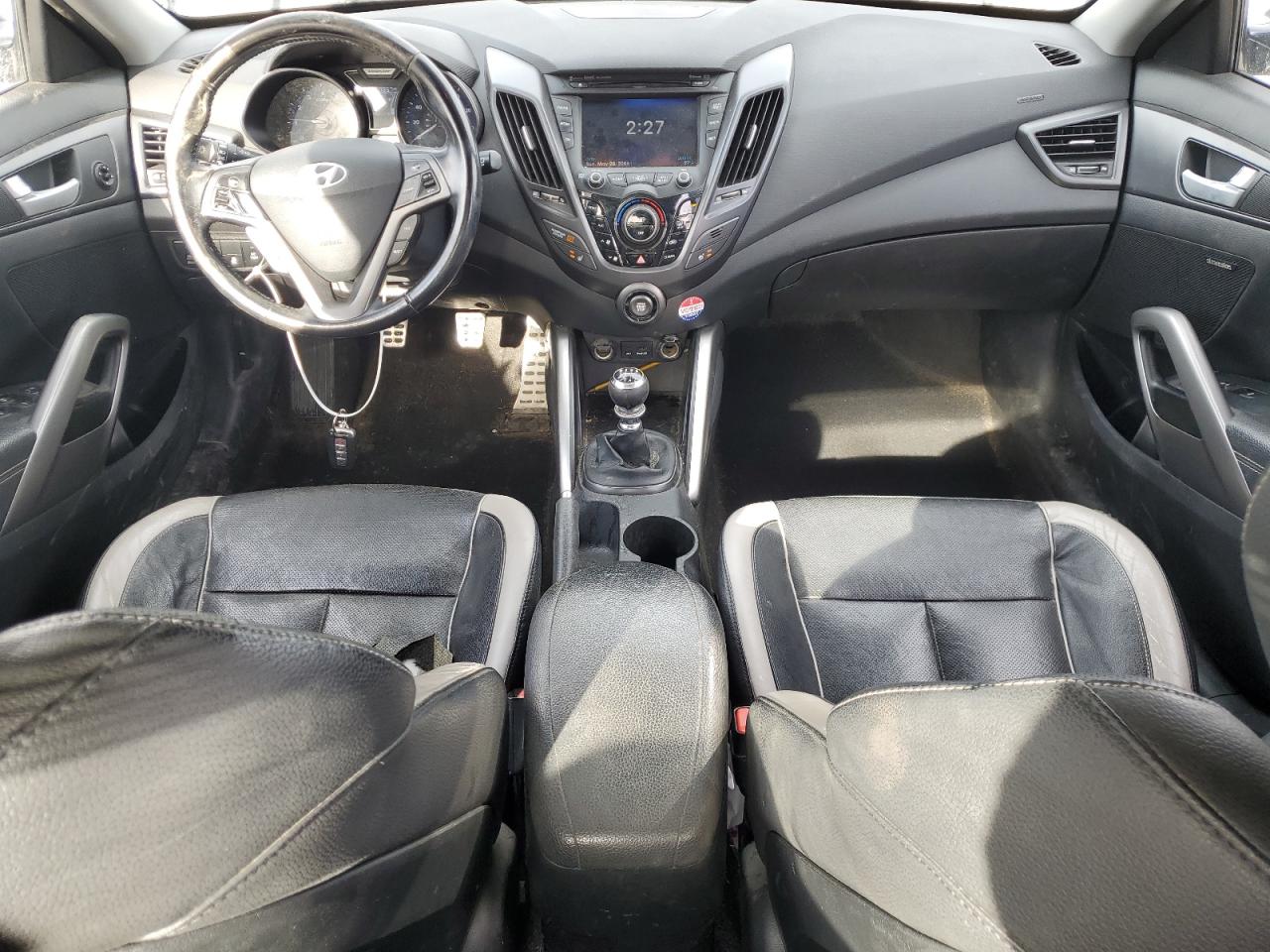 2014 Hyundai Veloster - Image 8