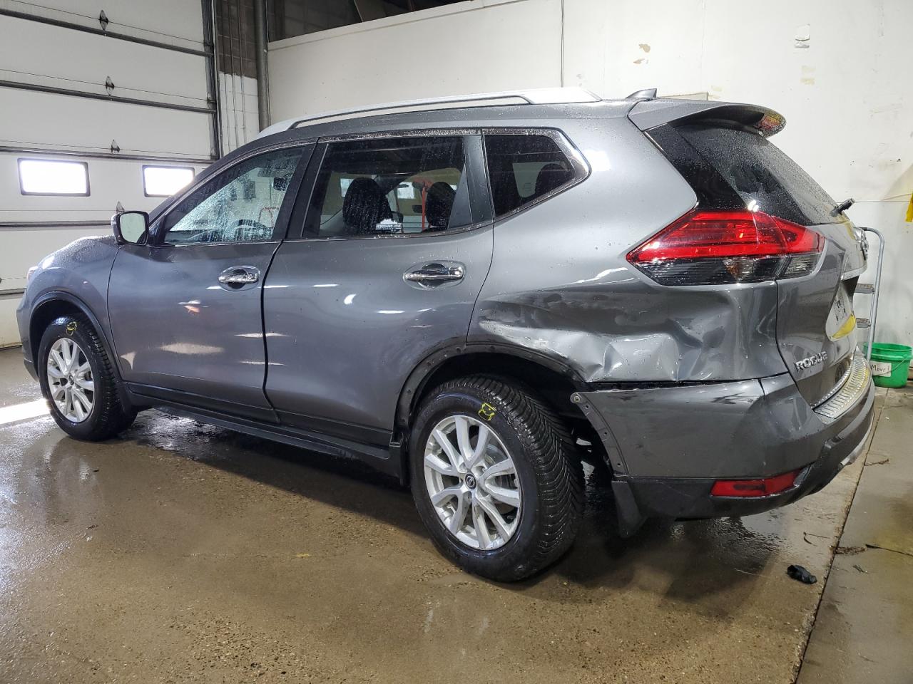 JN8AT2MV3HW016655 NISSAN ROGUE 2017