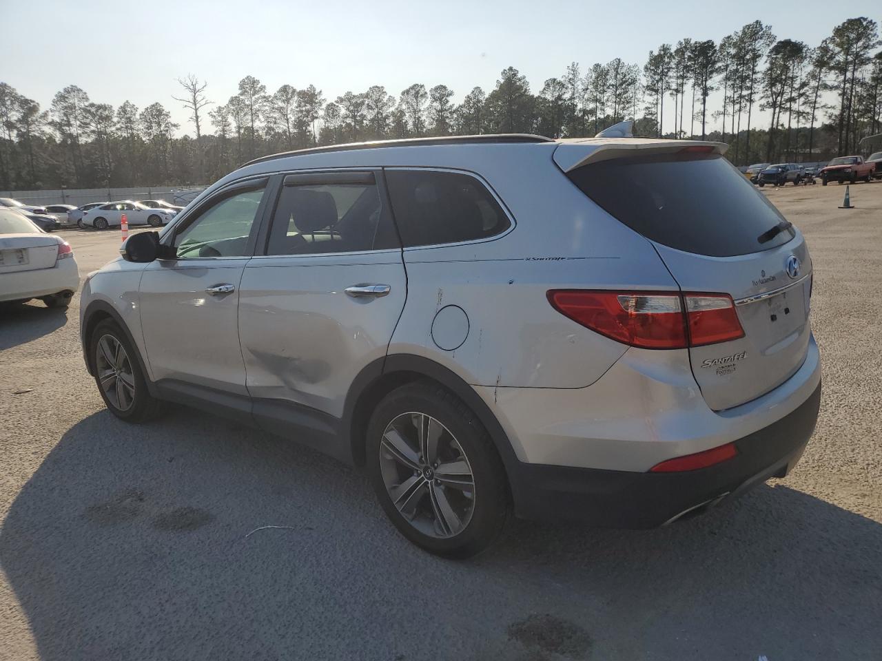 2013 Hyundai Santa Fe - Image 2