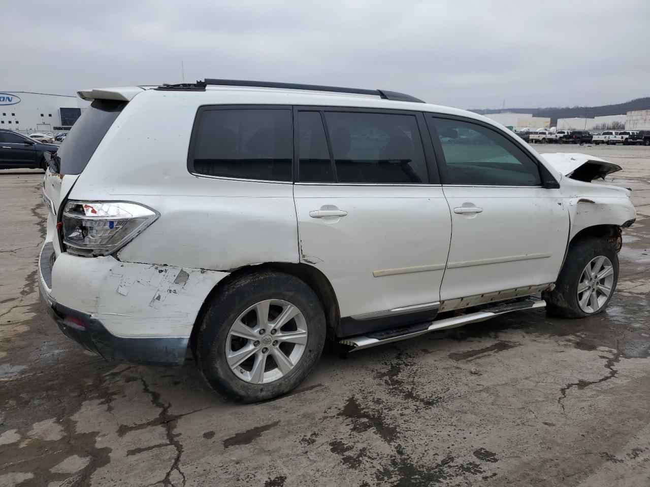 2011 Toyota Highlander - Image 3