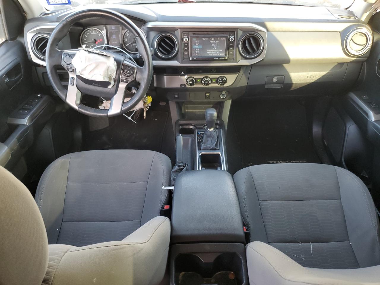 2017 Toyota Tacoma - Image 8