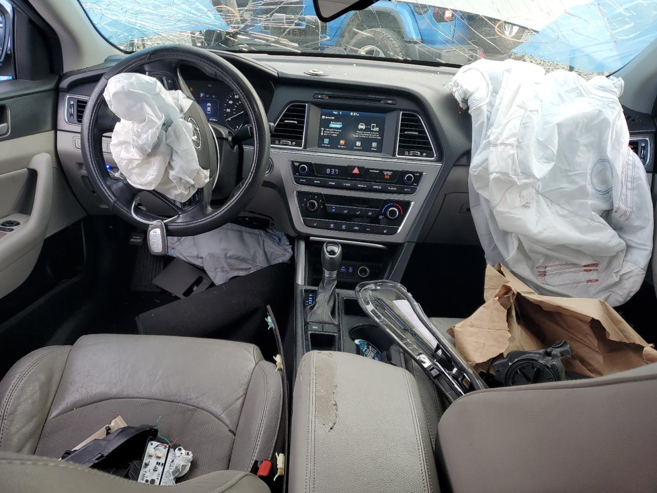 2017 Hyundai Sonata - Image 8