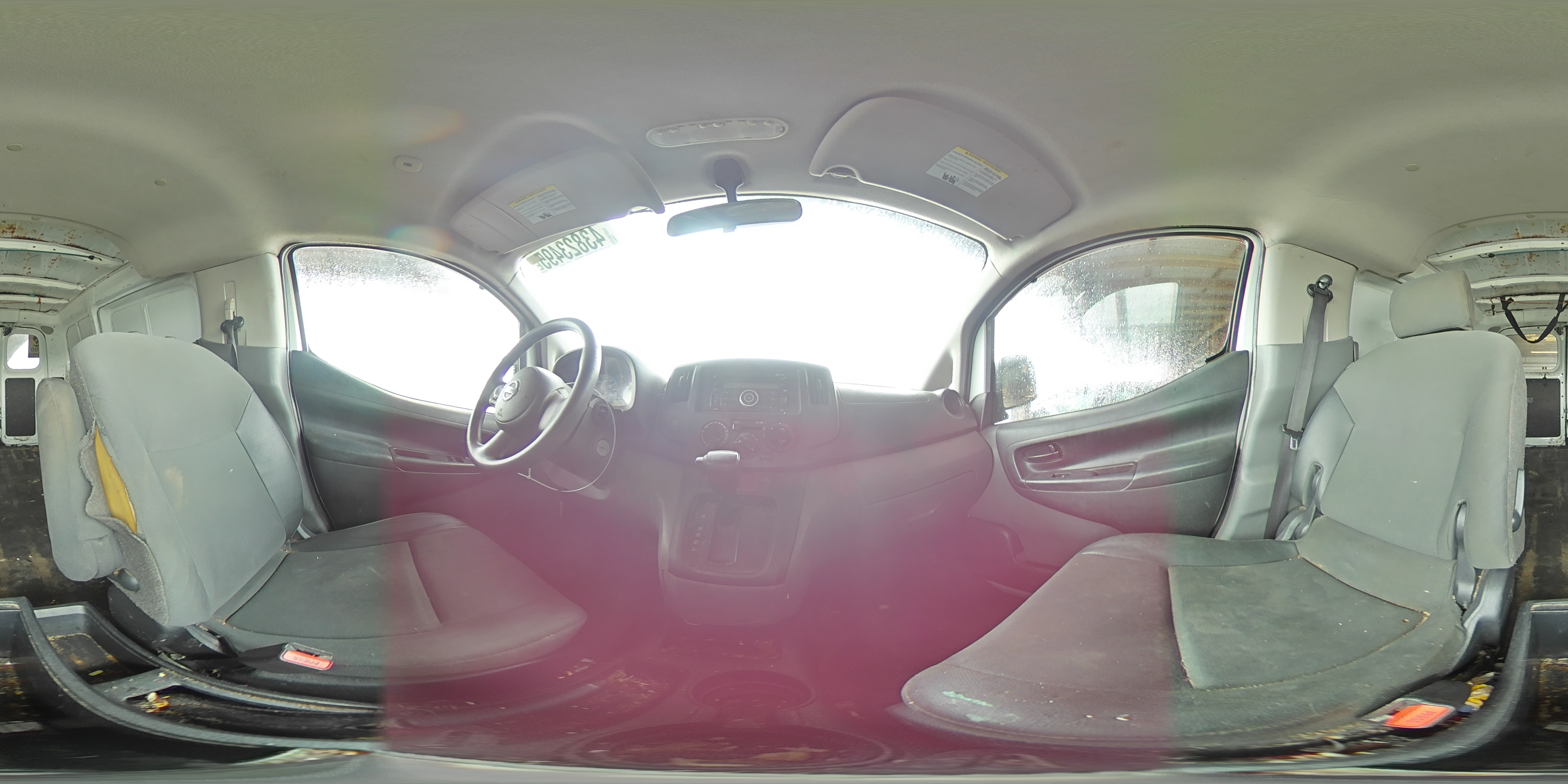 2015 Nissan NV - Image 13