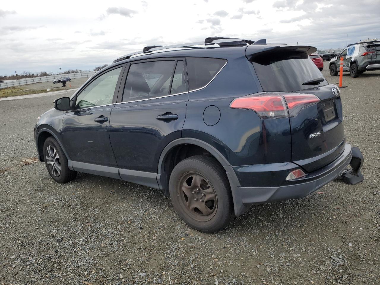 2017 Toyota RAV 4 - Image 2