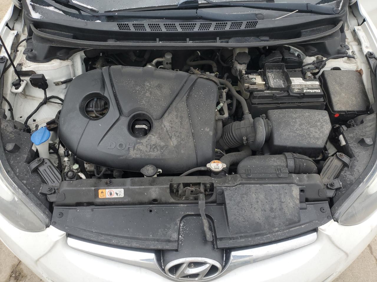 2015 Hyundai Elantra - Image 11