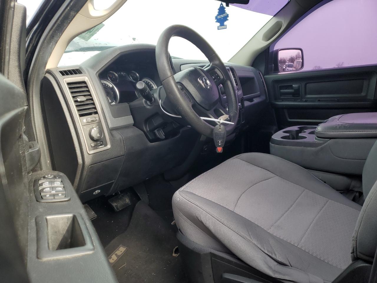 2013 RAM 1500 - Image 8