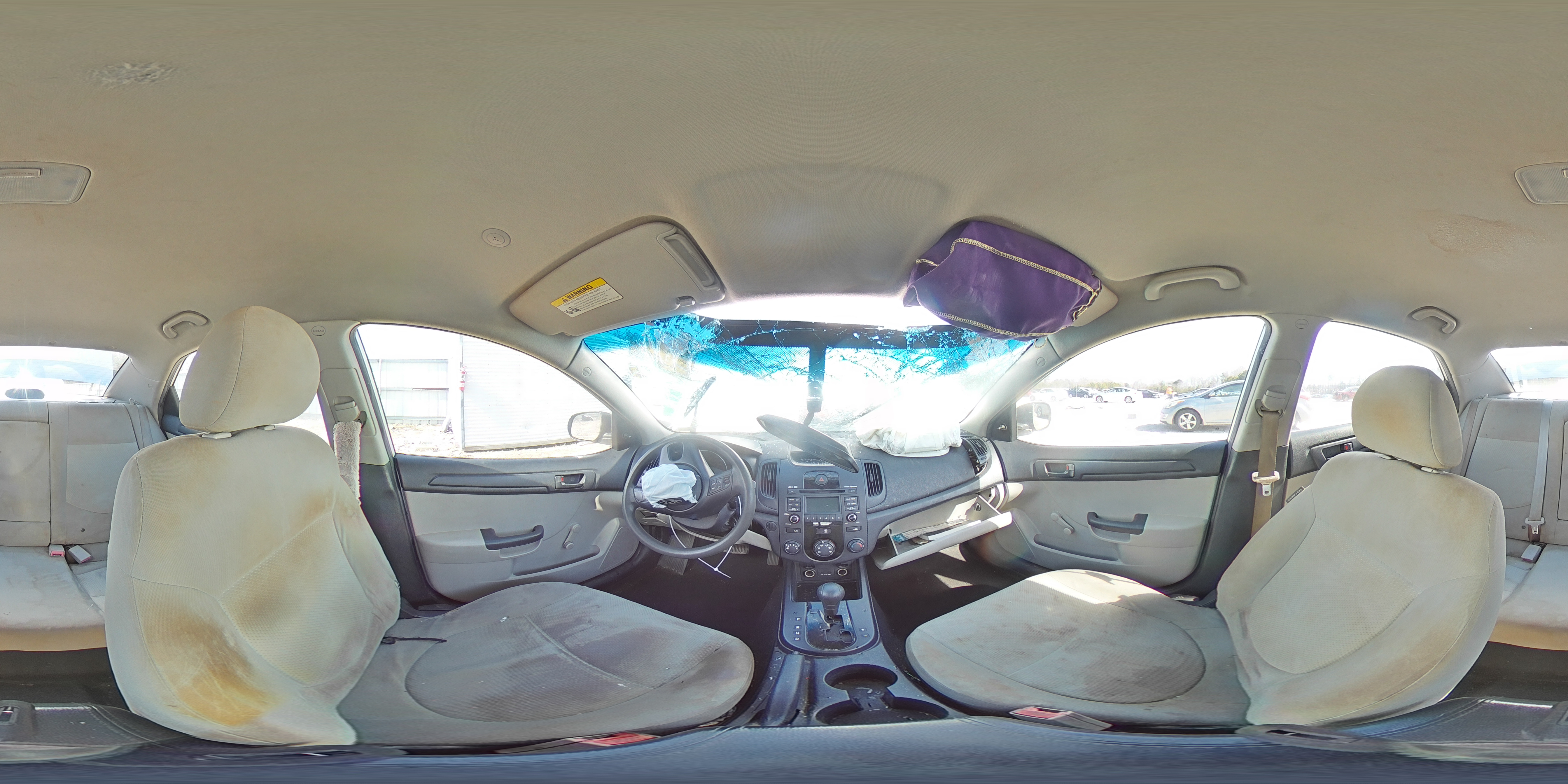 2010 Kia Forte - Image 12