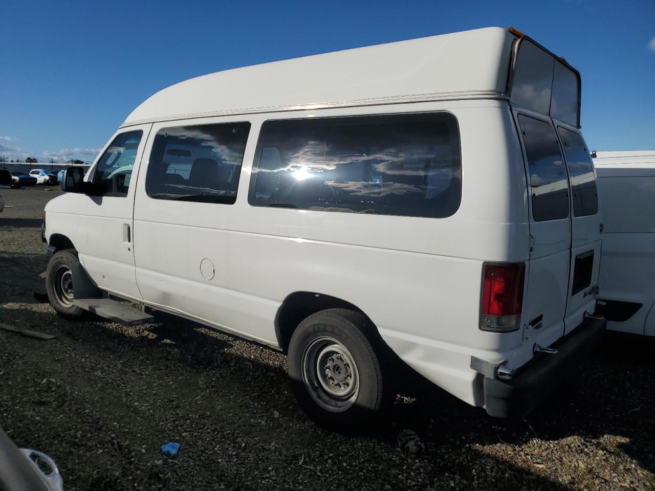2012 Ford Econoline - Image 2