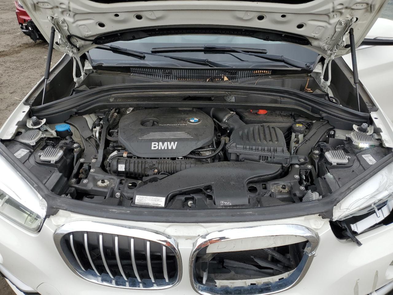2016 BMW X1 - Image 12