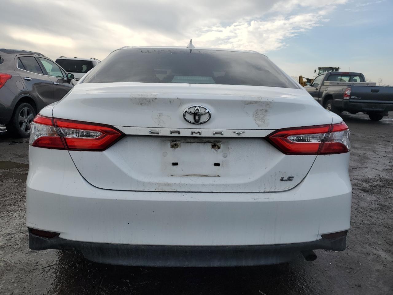 2020 Toyota Camry - Image 6