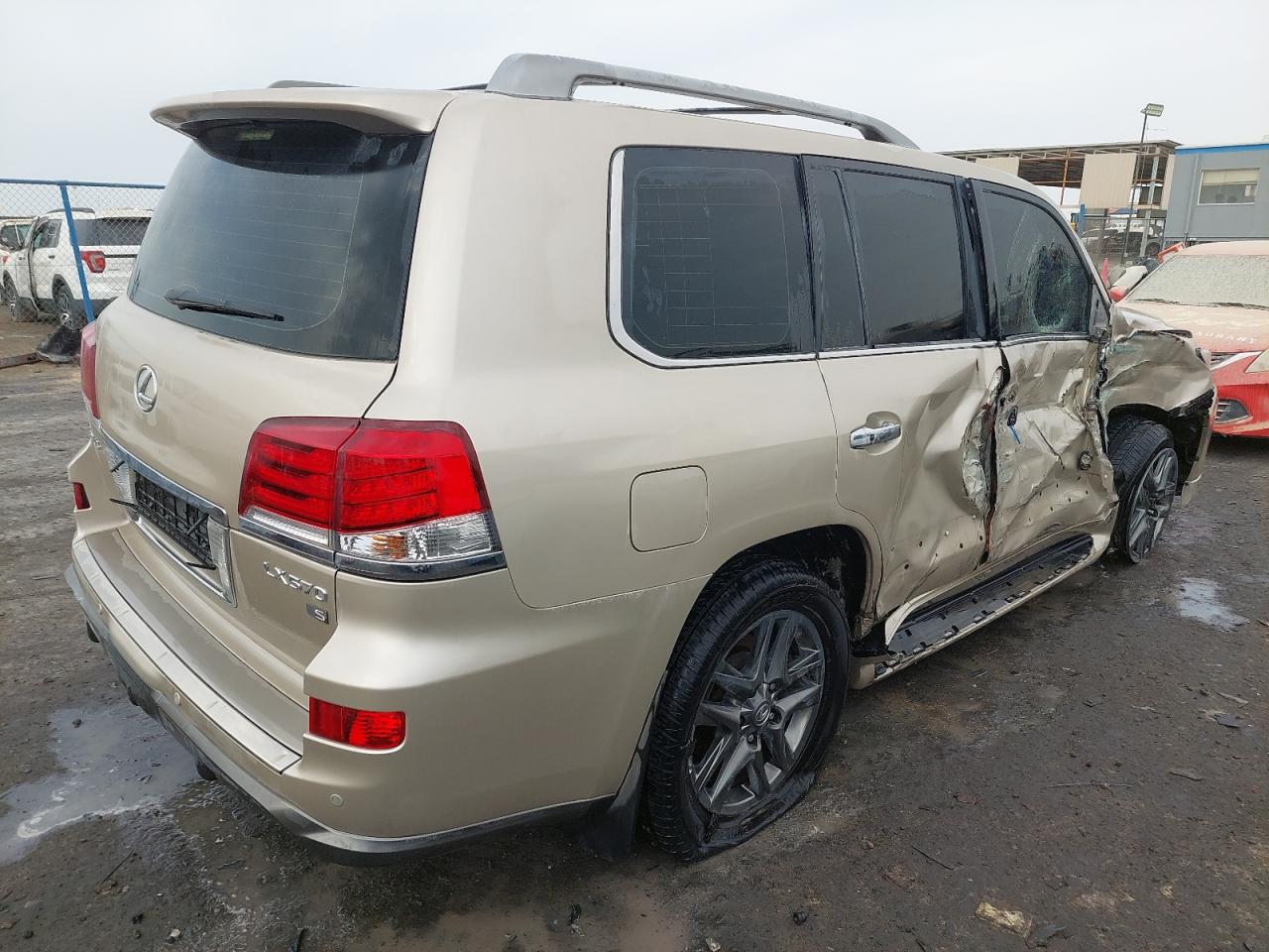 JTJHY00WXF4169067 - 2015 Lexus LX570 - #46769955