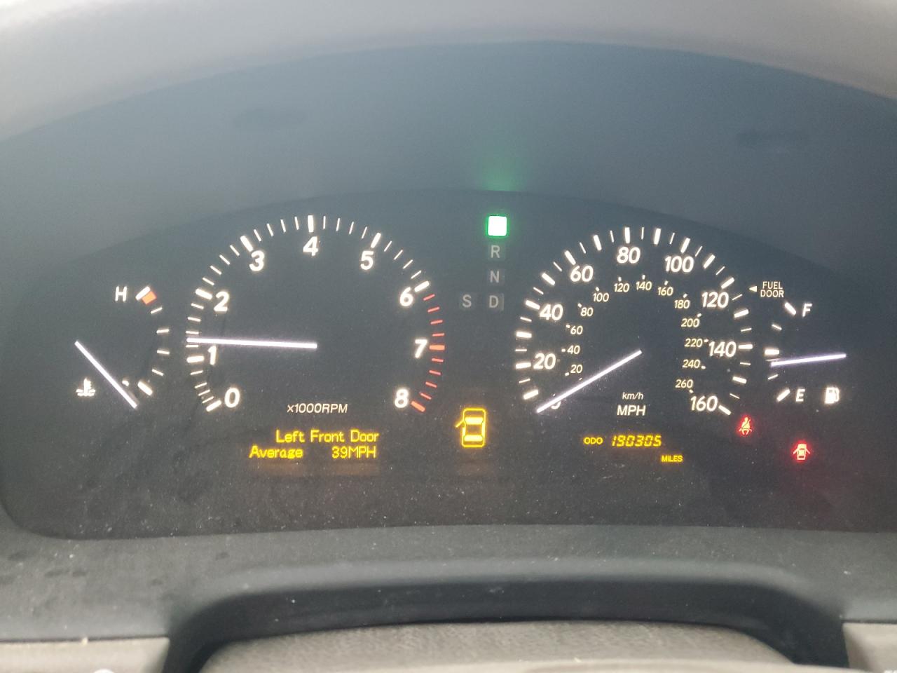 2004 Lexus LS - Image 9