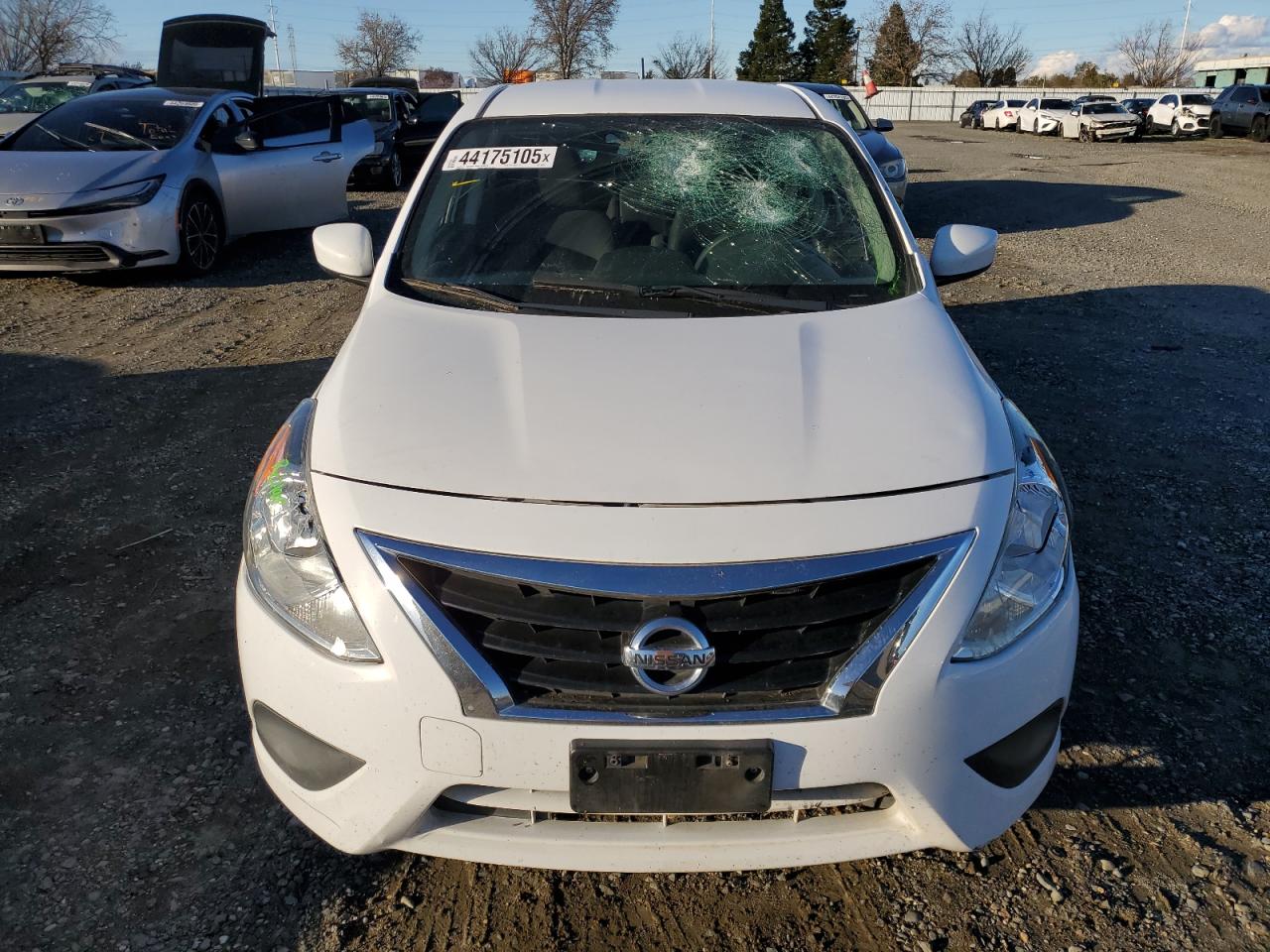 2018 Nissan Versa - Image 5