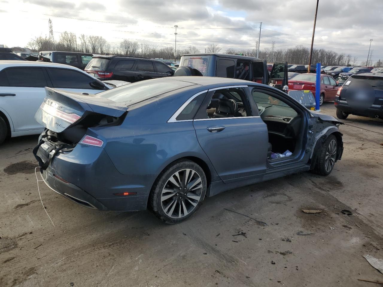 2018 Lincoln MKZ - Image 3