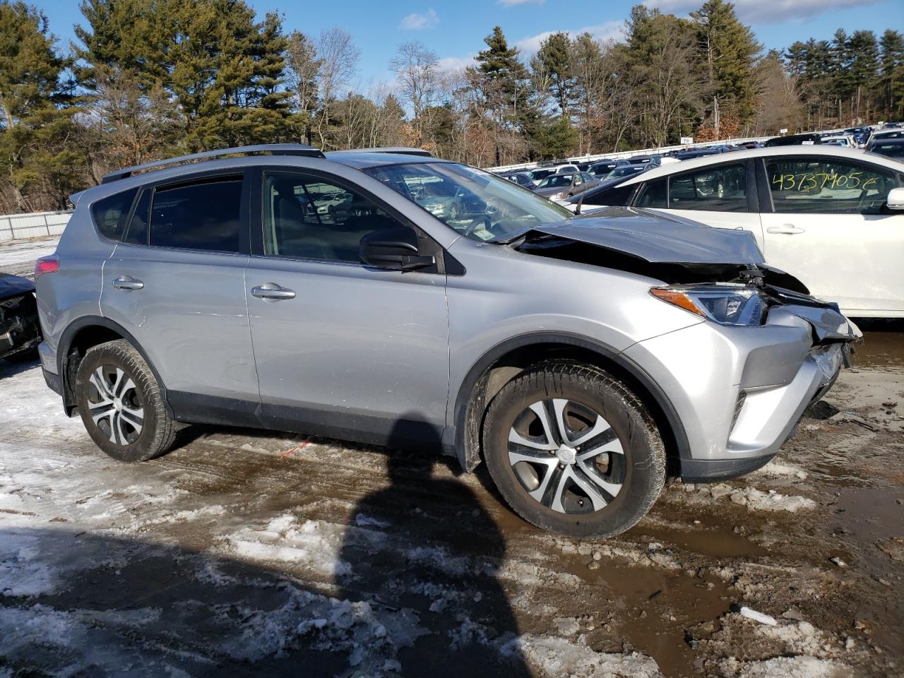 2018 Toyota RAV 4 - Image 4