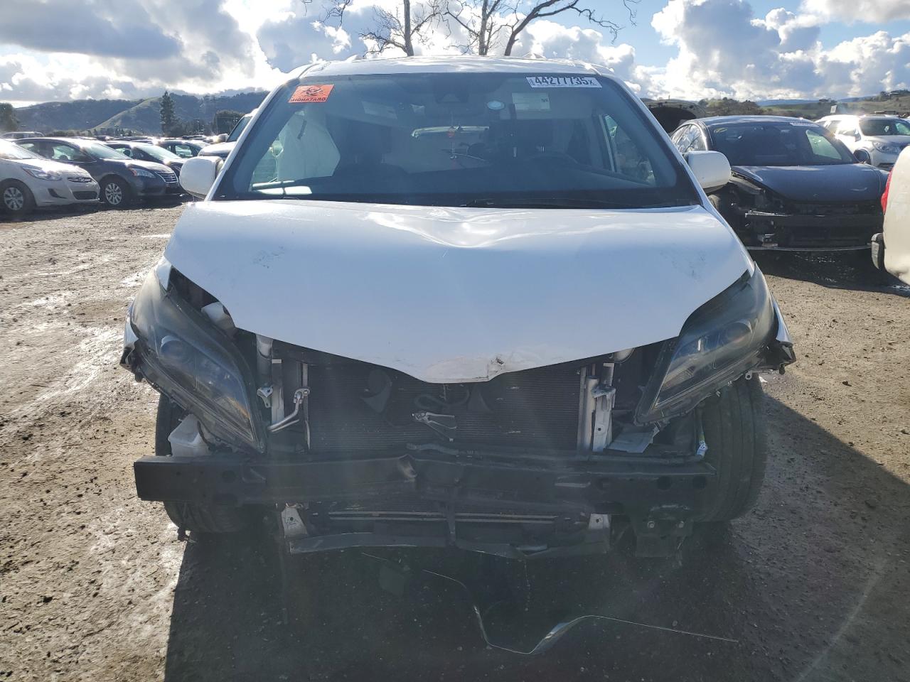 5TDXZ3DCXKS973526 TOYOTA SIENNA 2019