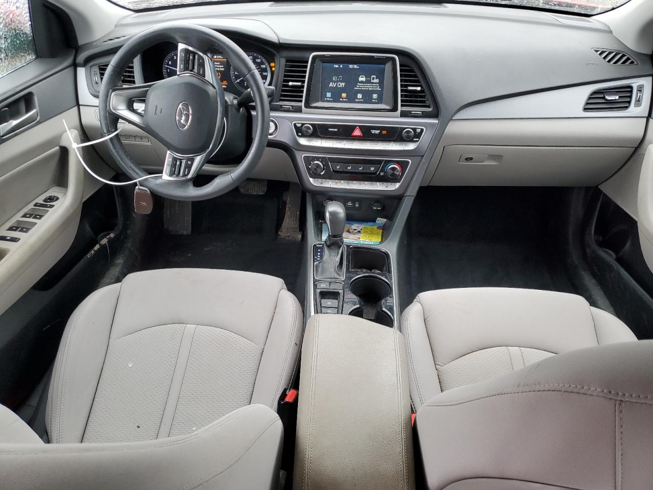 2018 Hyundai Sonata - Image 8