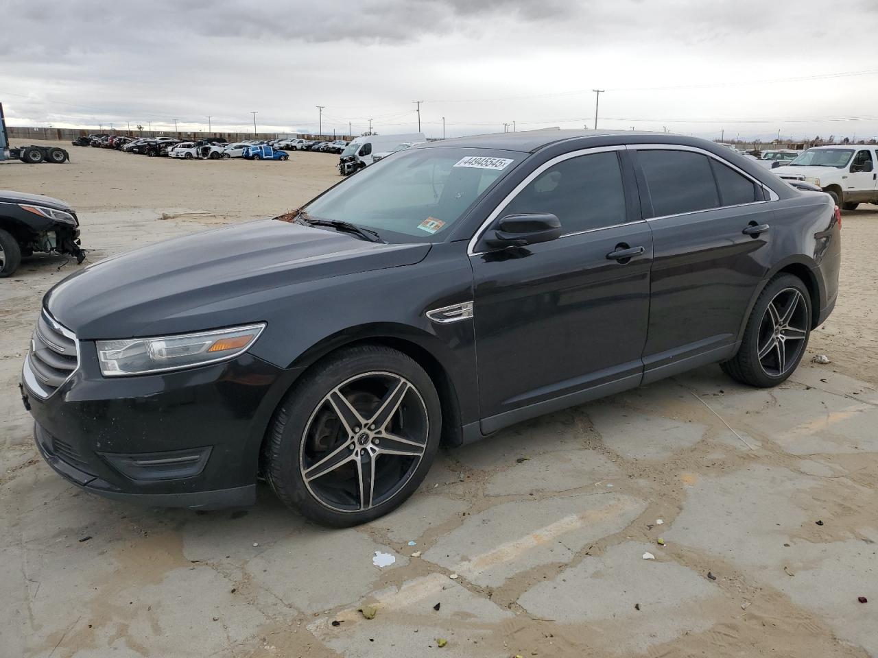 2013 Ford Taurus - Image 1
