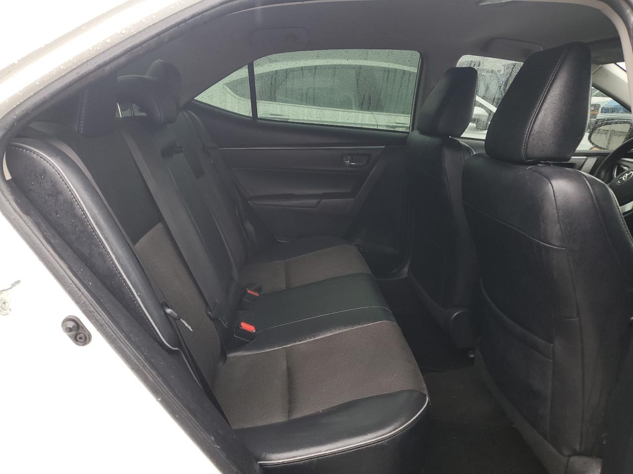 2015 Toyota Corolla - Image 10