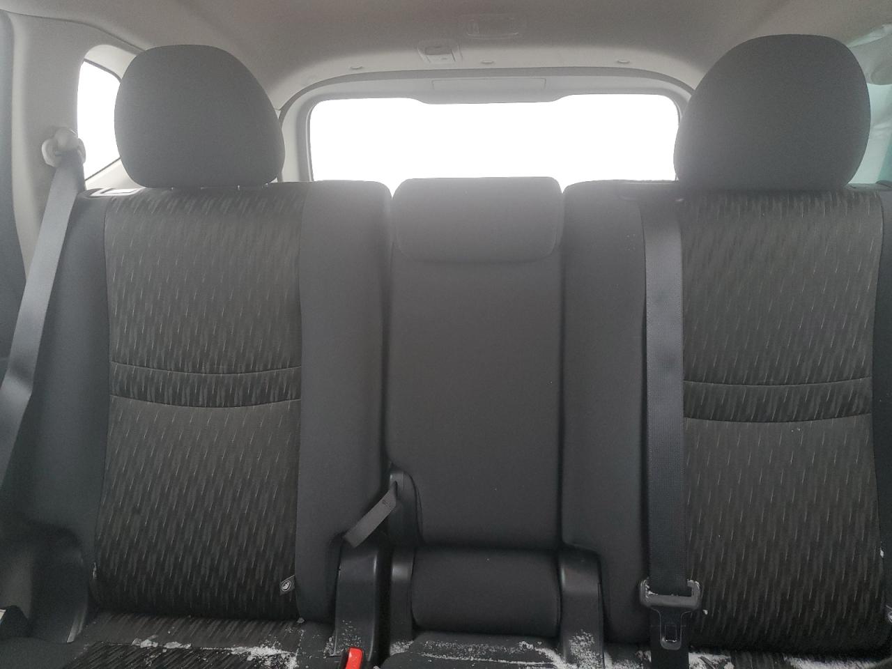 2018 Nissan Rogue - Image 10